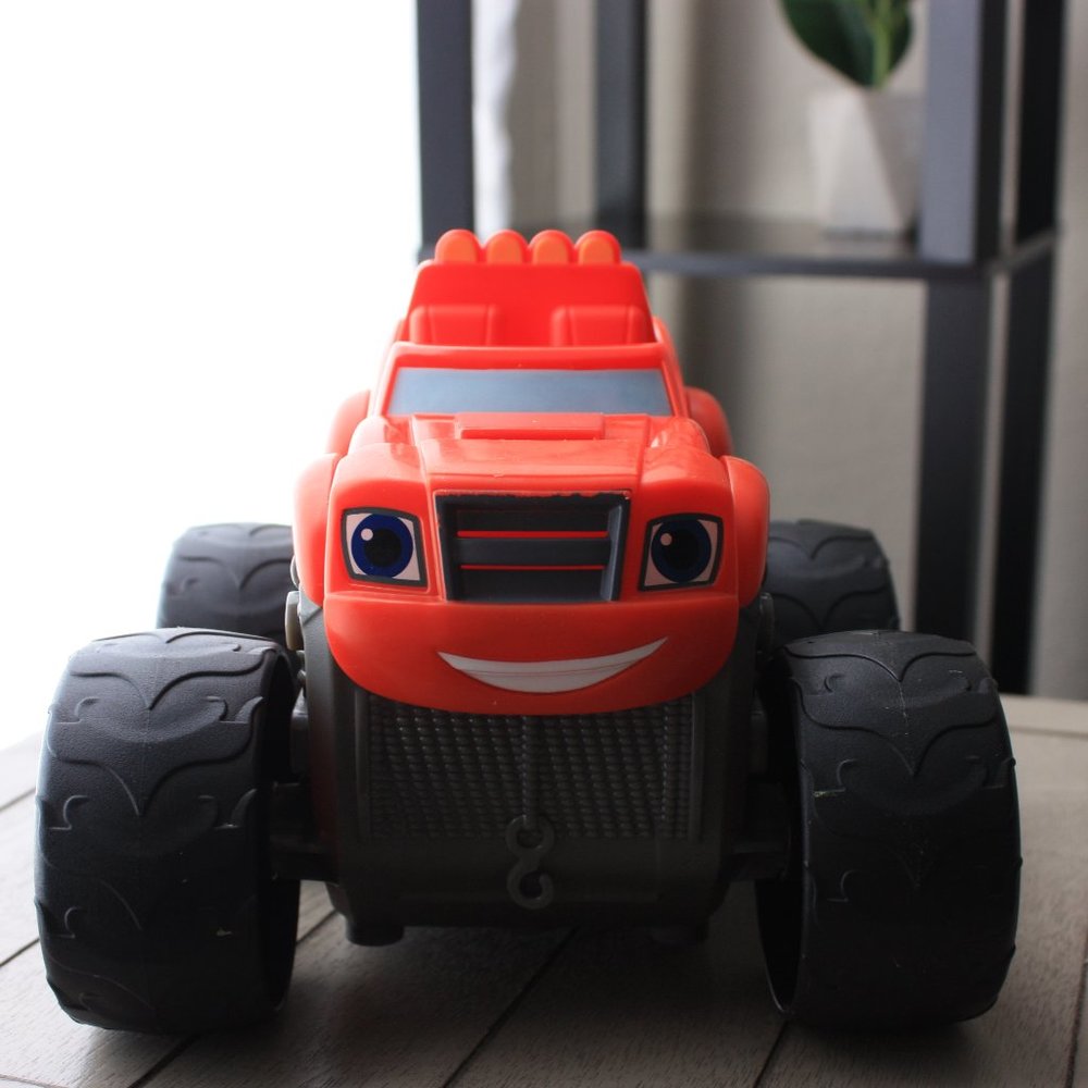Blaze & the Monster Machine Transformin Fire Truck